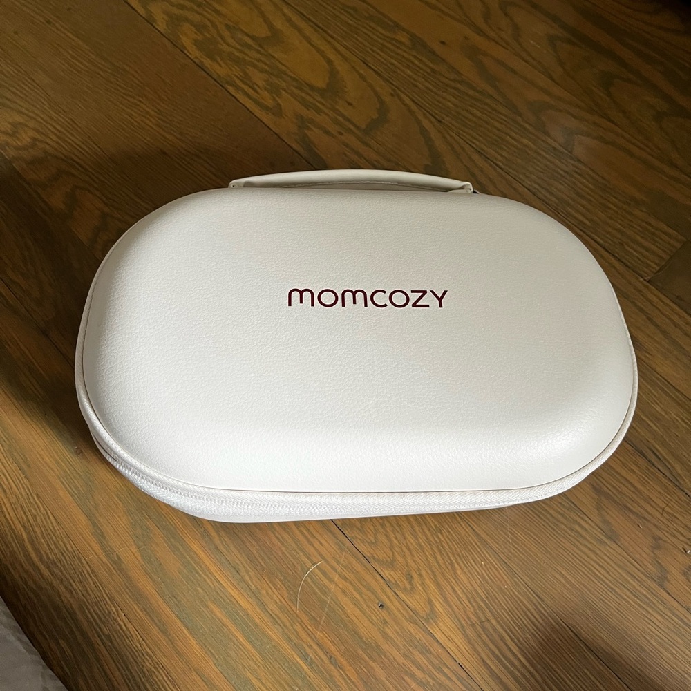 Momcozy White Travel Case - Compact Carrying Case